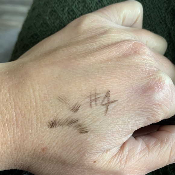 ⭐️Eyebrow shaping/fullness pen - Picture 7 of 11